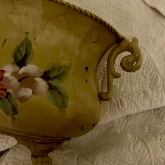 Gorgeous Vintage planter. Some markings inside. Otherwise great condition - Picture 4 of 7